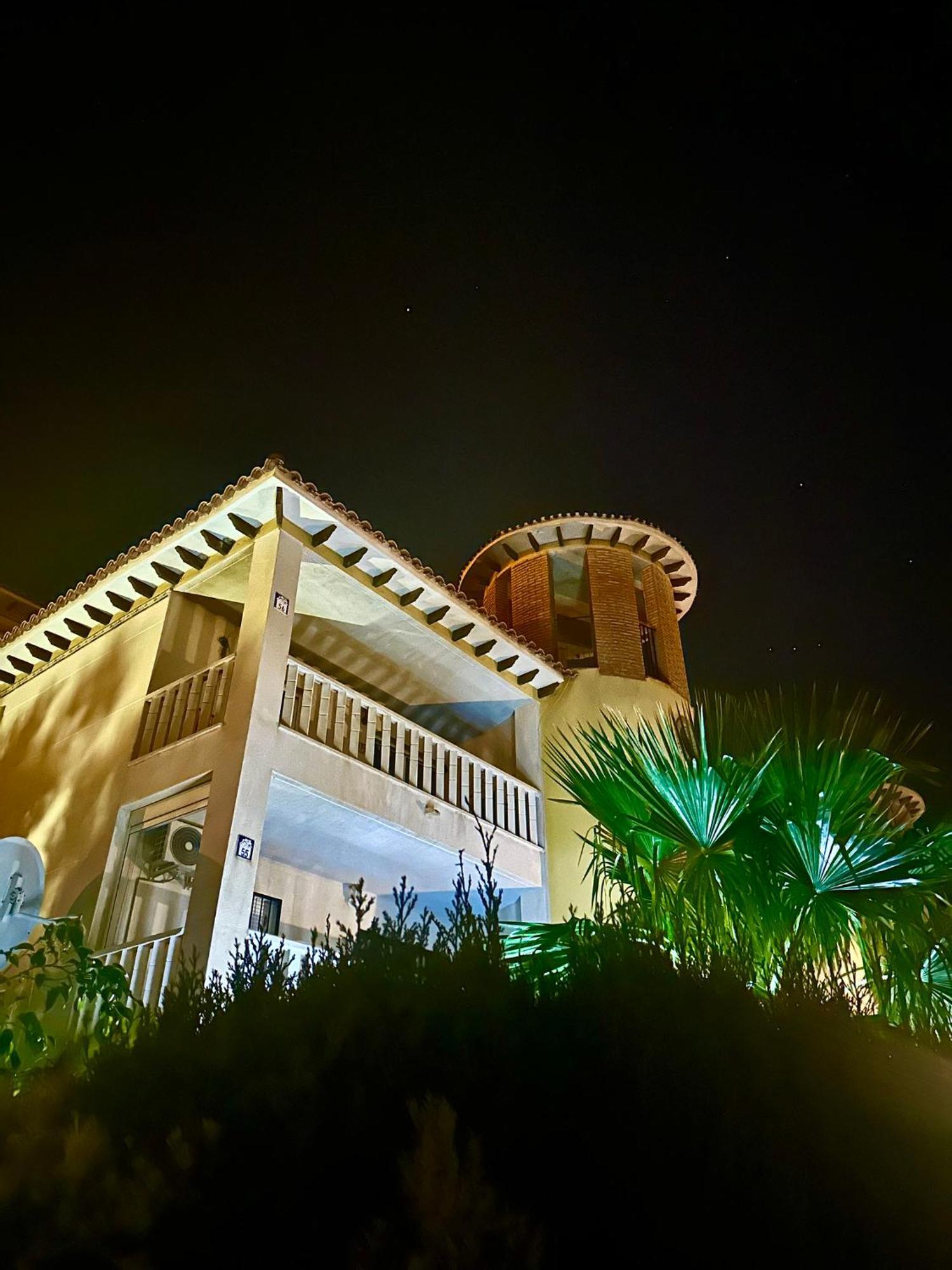 Casa Andres. Two Bed Penthouse Pool & Terrace Apartment อาลิกันเต ภายนอก รูปภาพ